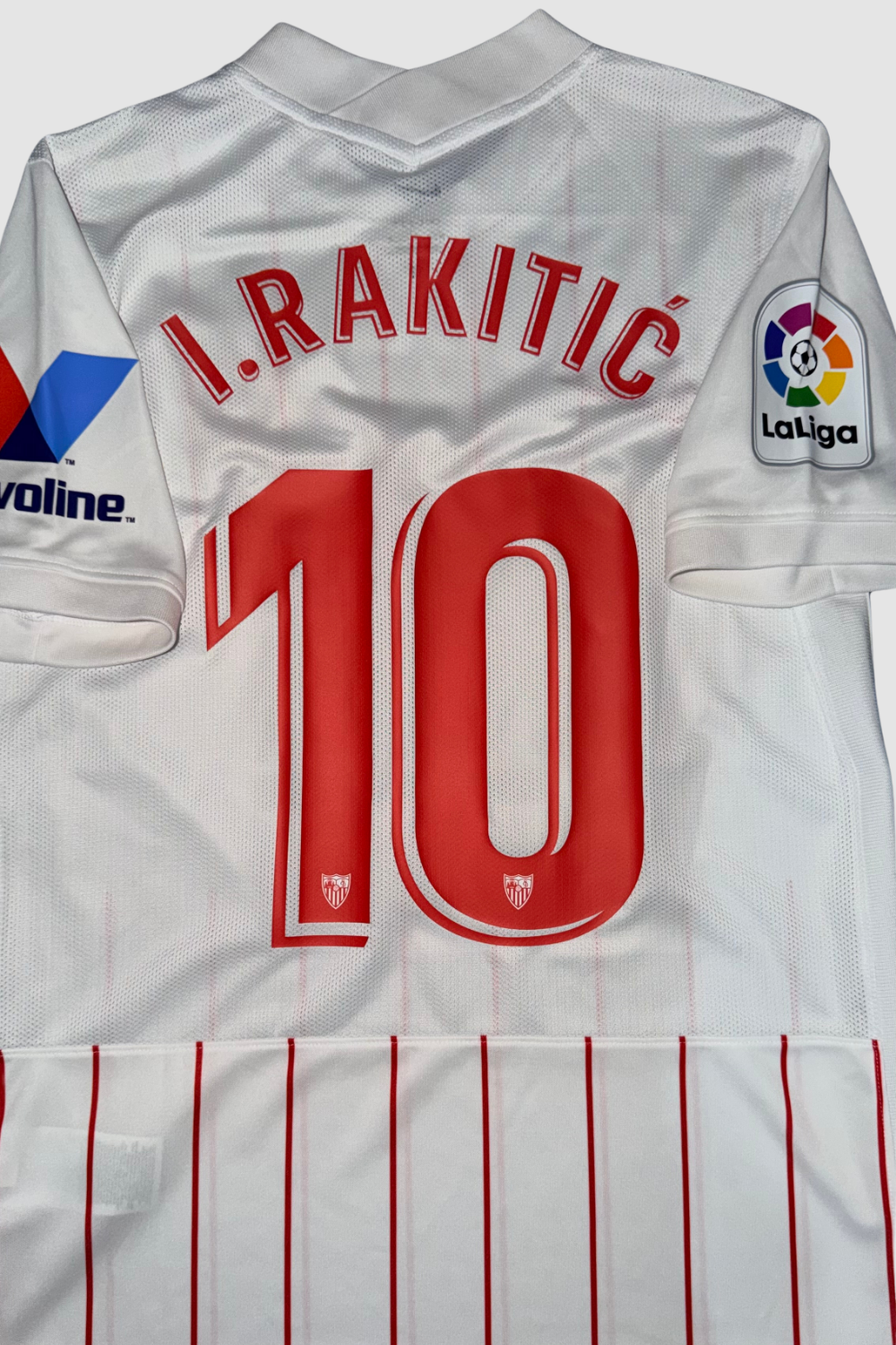 Sevilla FC 2021-2022 Ivan Rakitić