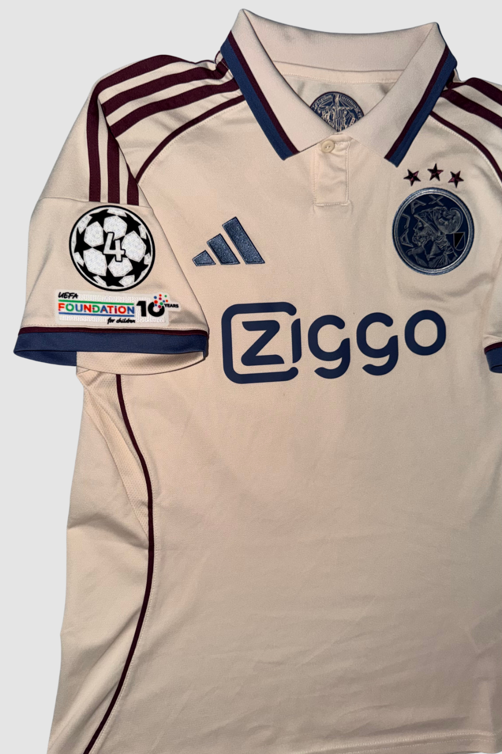 Ajax 2025-2026 Mika Godts
